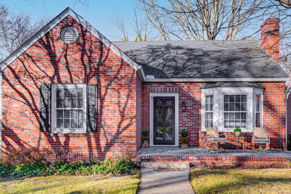Highly Desired Lindley Park Home In Greensboro Exterior photo